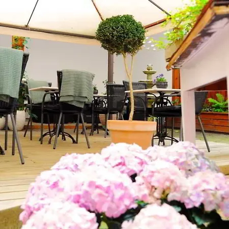 Astoria Hotel 3*