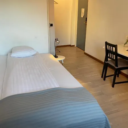 Astoria 3*
